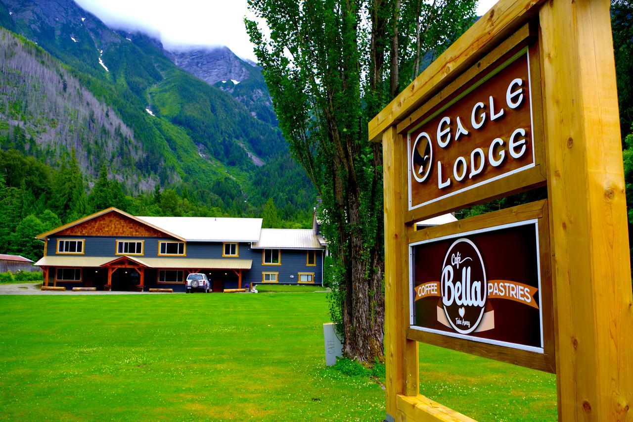 Bella Coola Eagle Lodge Eksteriør bilde